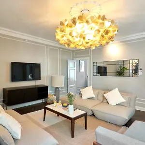 high-end-luxery-apartment-in-the-heart-of-copenhagen.copenhagenhotelselect.com/