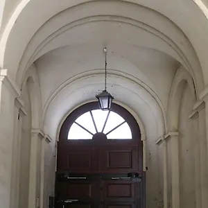  Appartement Central Apartman 3 Bdr, 2 Bath+3a/c+free Parking+quite